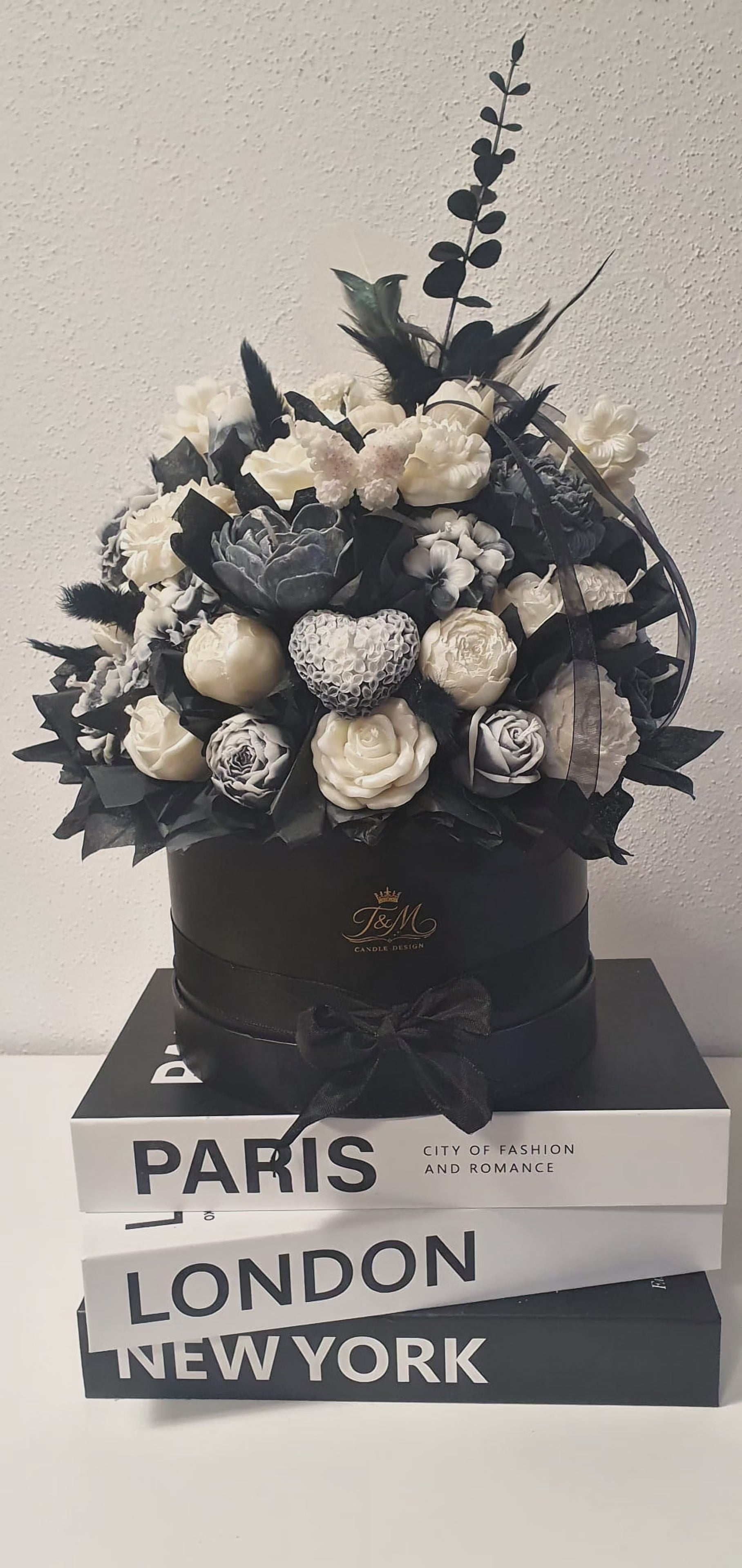 Noir Élégance – Black Edition